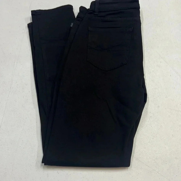Lee Women's Slimming Fit Rebound Skinny Leg Jean Size 8 Black NWOT - Picture 8 of 8